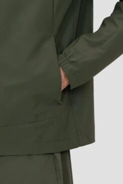 Base Windbreaker - Elm -Montirex BASE WINDBREAKER Deep depths sleeve