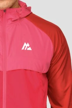 Breeze Windbreaker - Burgundy/Rouge/Hibiscus -Montirex BREEZE WINDBREAKER BURGUNDY ROUGE HIBISCUS logo detail