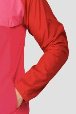 Breeze Windbreaker - Burgundy/Rouge/Hibiscus -Montirex BREEZE WINDBREAKER BURGUNDY ROUGE HIBISCUS sleeve detail