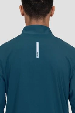 Charge 2.0 1/4 Zip - Aruba/Abyssal -Montirex Charge 1 4 Zip LAPIS SAILOR BLUE Back reflective detail