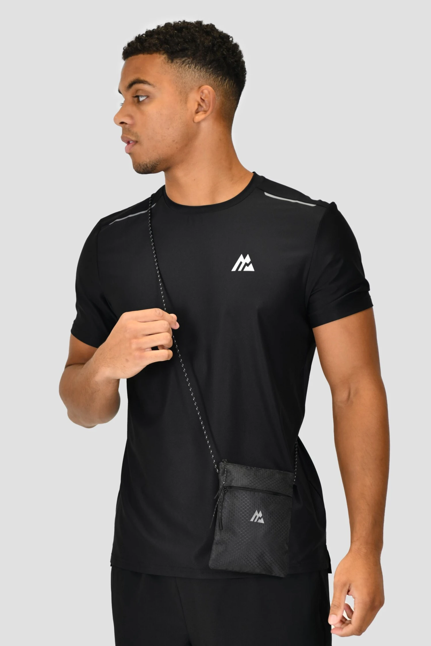 MTX 2.0 Passport Bag - Black/Cement Grey 4 MTX 2.0 Passport Bag - Black/Cement Grey - Image 2