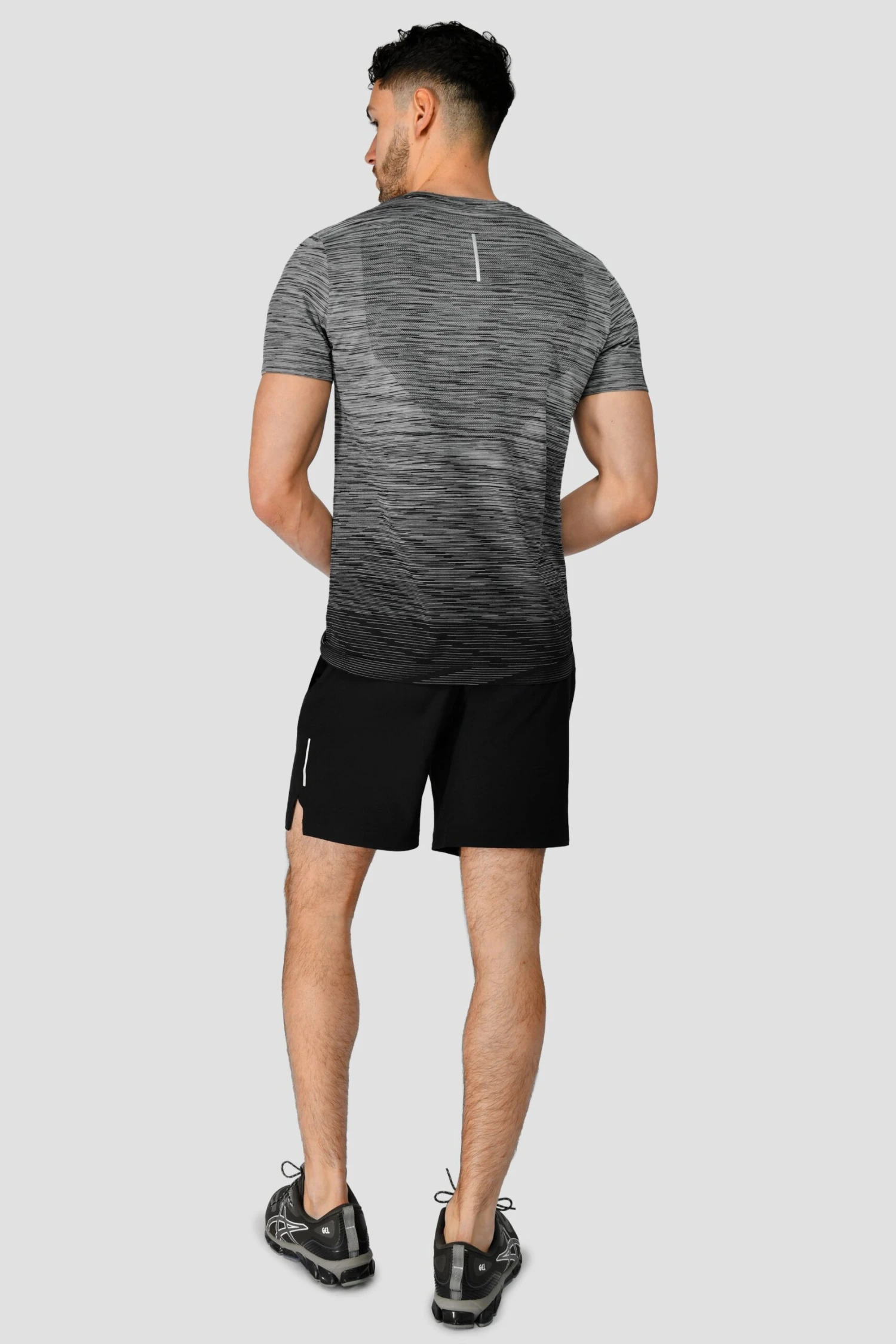 Trail Seamless T-Shirt - Black/Grey Multi 6 Trail Seamless T-Shirt - Black/Grey Multi - Image 4