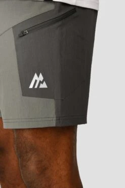 Ultra Woven Short - Cement Grey/Jet Grey -Montirex ULTRA WOVENSHORT CEMENT GREY JET GREY pocket detail