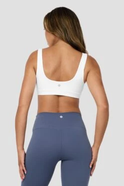 Form Sports Bra - White -Montirex XdreOpE3ST85ettu6IBpTqqYIqWXzZ6Yl6gsqWA kz4