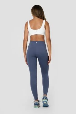 Form Sports Bra - White -Montirex b1P1KTiFsRp4Q1Lb9f3TAS3KA2kMcIJVb62QF0Qd OQ