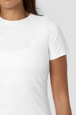 Form Baby T-Shirt - White -Montirex n7MDolX5eapNqy3nEB7BqXWMfeWYxo9GhbOrIE9Ynso